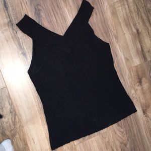 Black tank top!